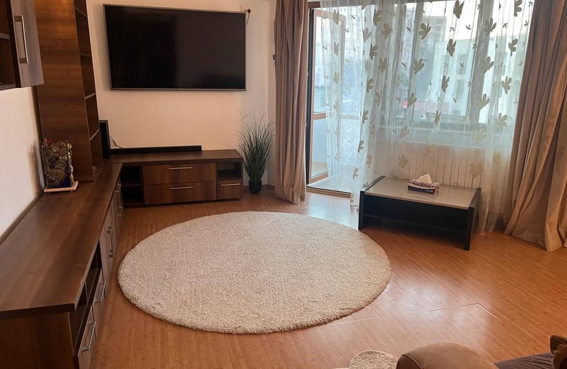 Rental of a comfortable 2-room apartment, 55 m², Casa de Cultură, Constanța, Romania